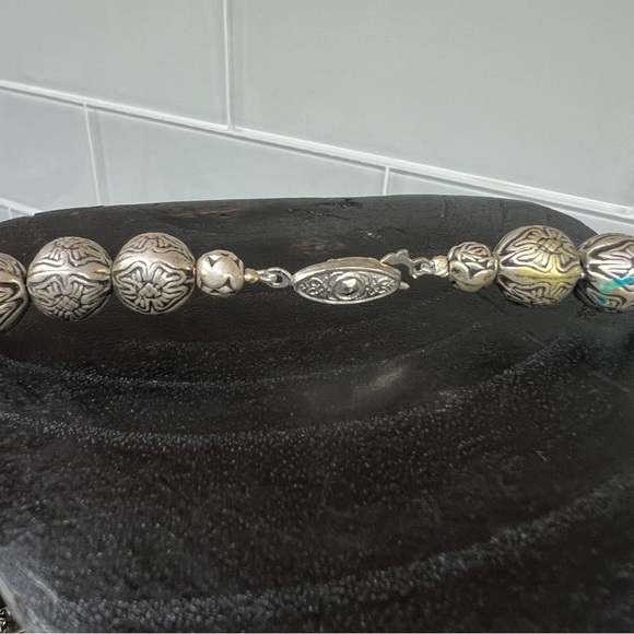 Vintage 1980’s-90’s Pewter Charm Bib Necklace Fringed Tubular Bib Pendant 19” - Picture 9 of 11